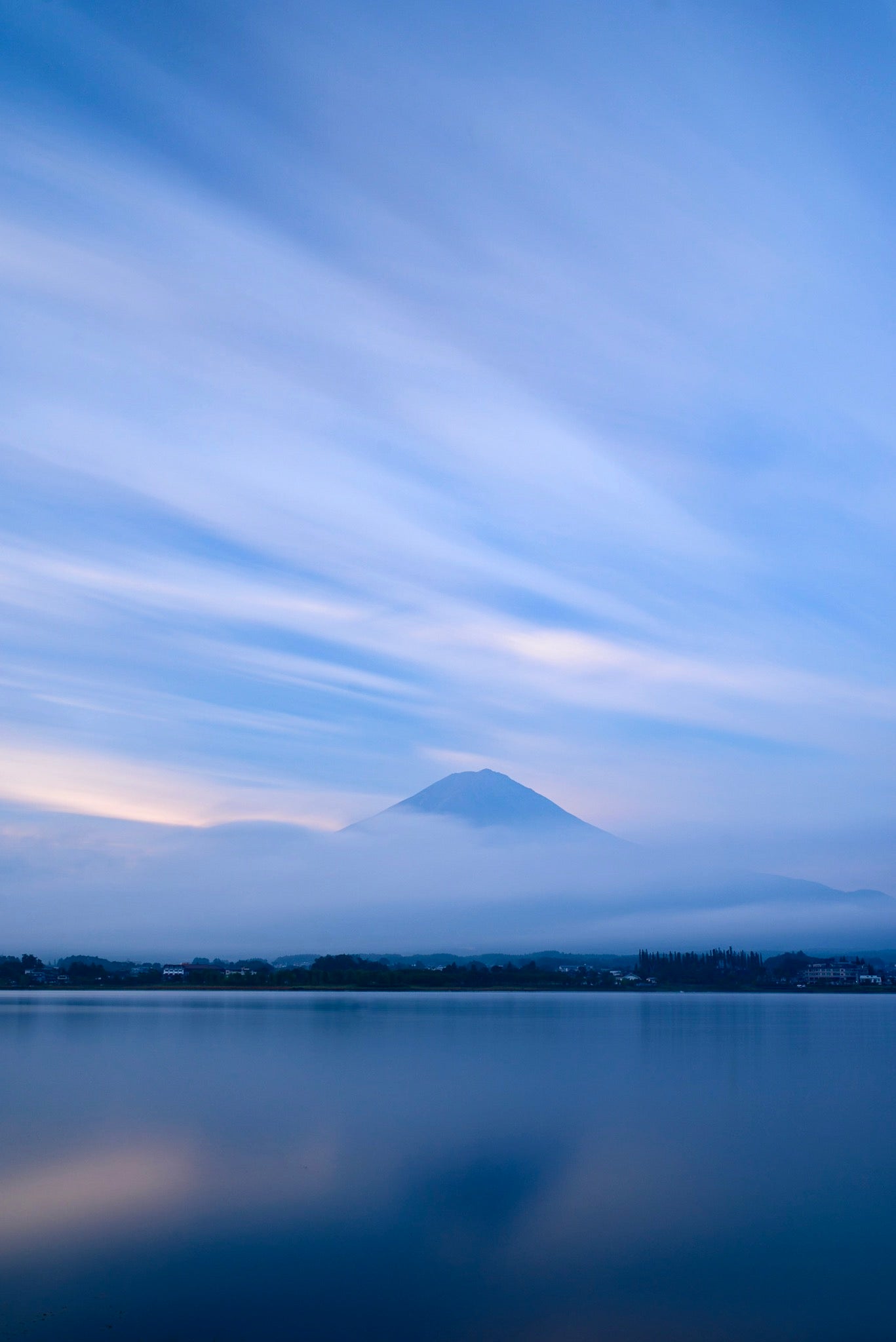Long exposure of mount Fuji